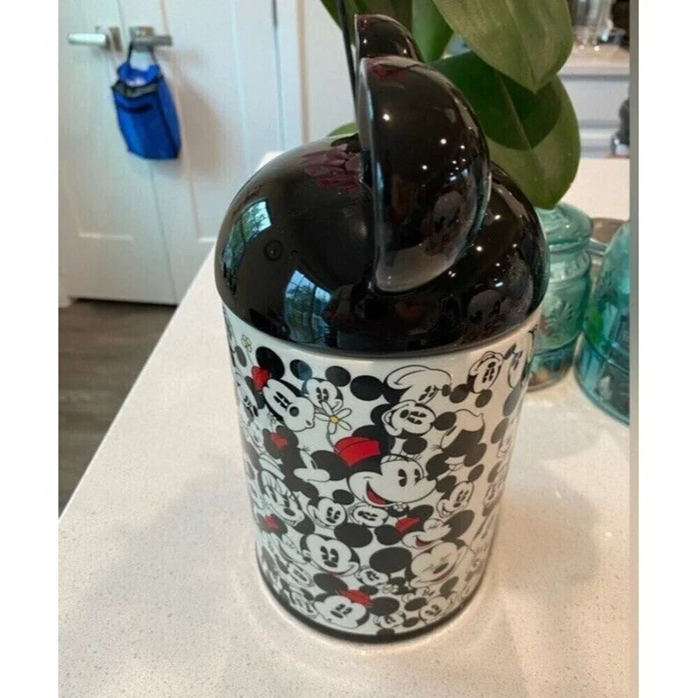 RARE NWT Disney World Minnie Mouse And Mickey Mouse Cookie Jar Canister